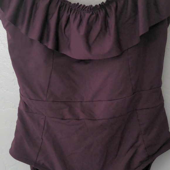 BLEU TOD BEATTIE OFF SHOULDER ONE PIECE - Picture 5 of 9